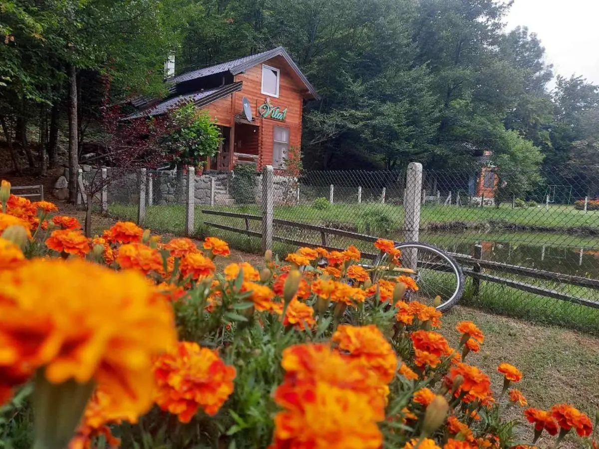 Vikendice Bungalovi Menzil