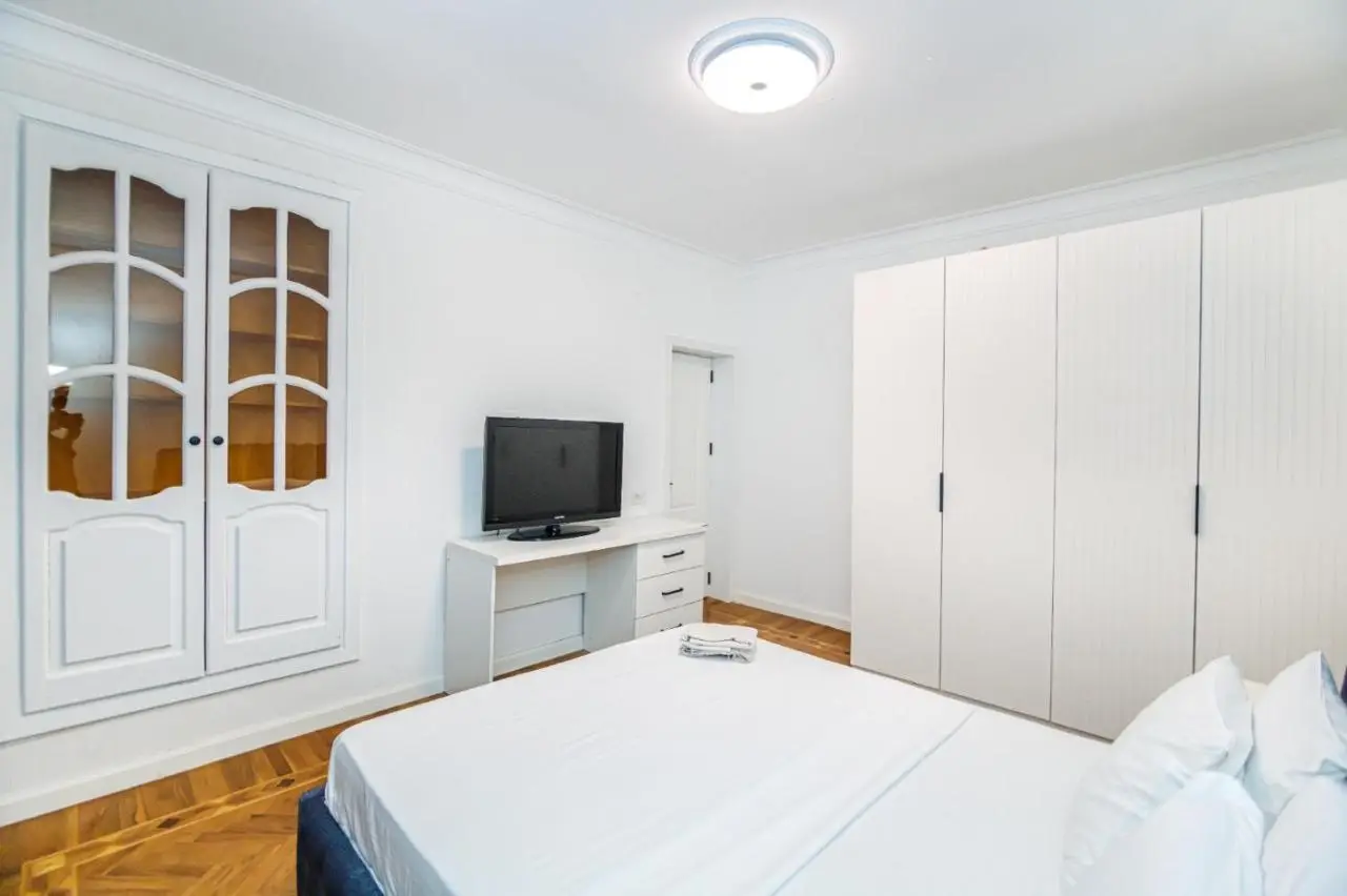 Nizami Street New Apartment Mojo