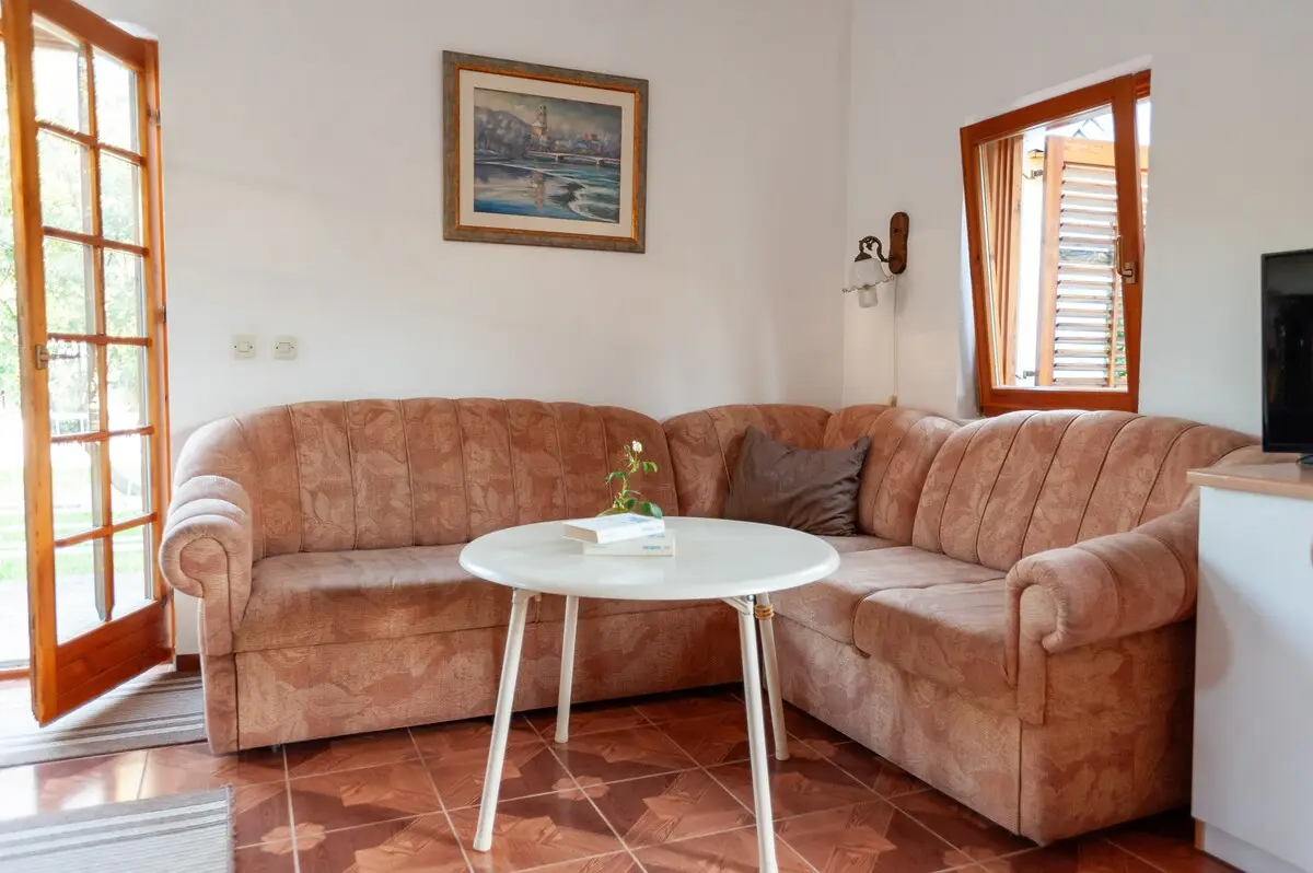 Holiday Home Fig 2