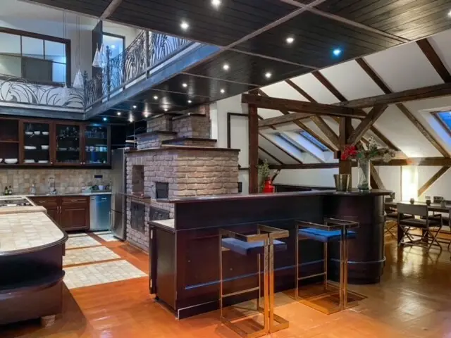 Penthouse Sky