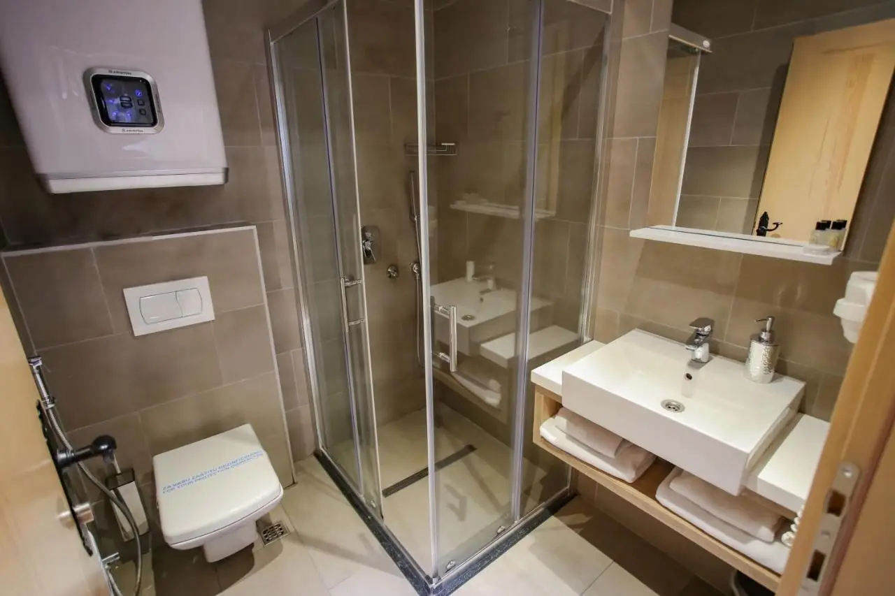 Hotel Emen