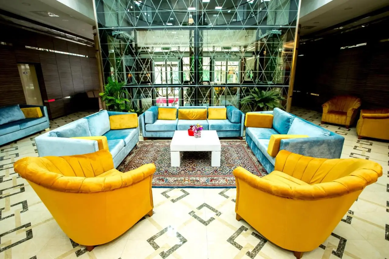 West Shine Hotel