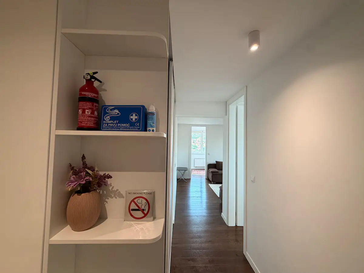 Spacious Apartment with Stunning Views & Many Beds