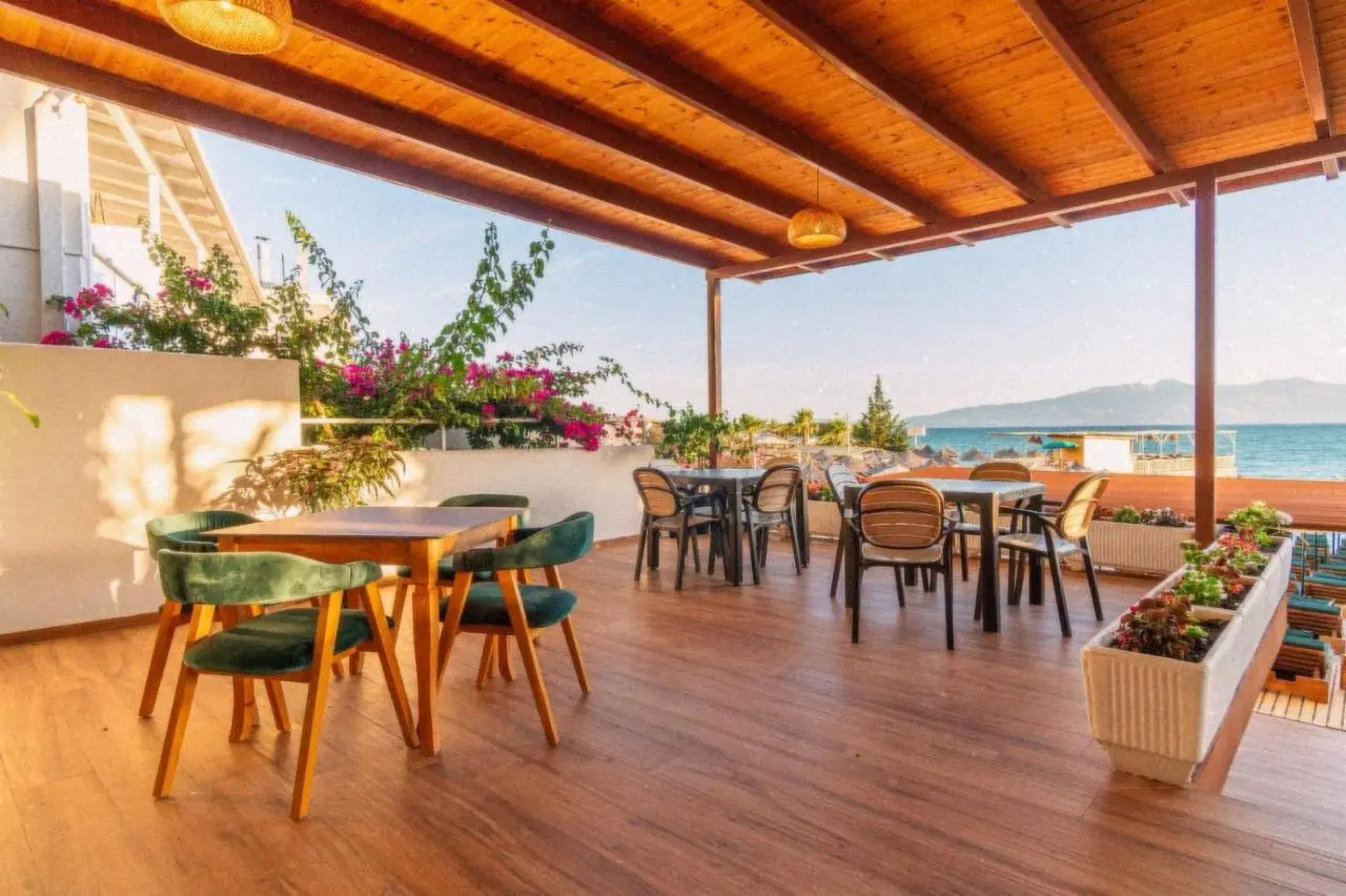 Vila e Bardhe Butique Hotel
