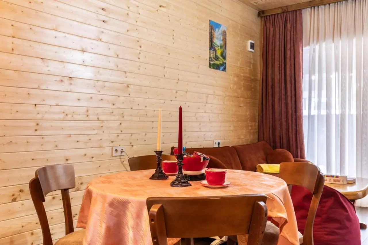 Tatu's wooden hut