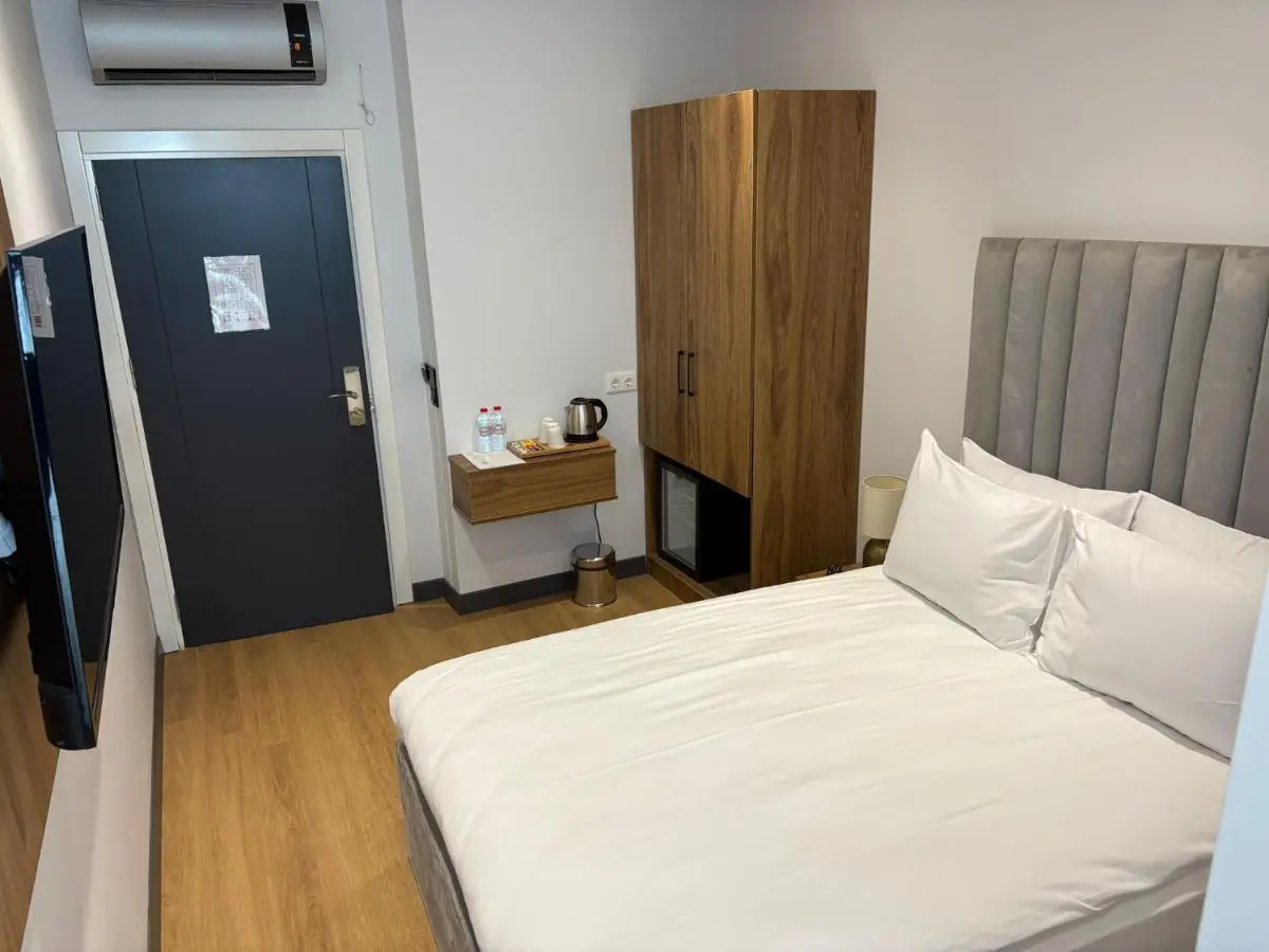 Business Life Hotel Güneşli