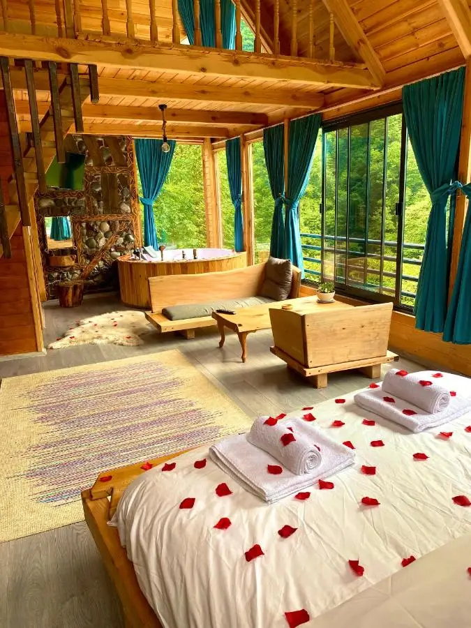 AyDeR CuNeLi BUnGaLoV