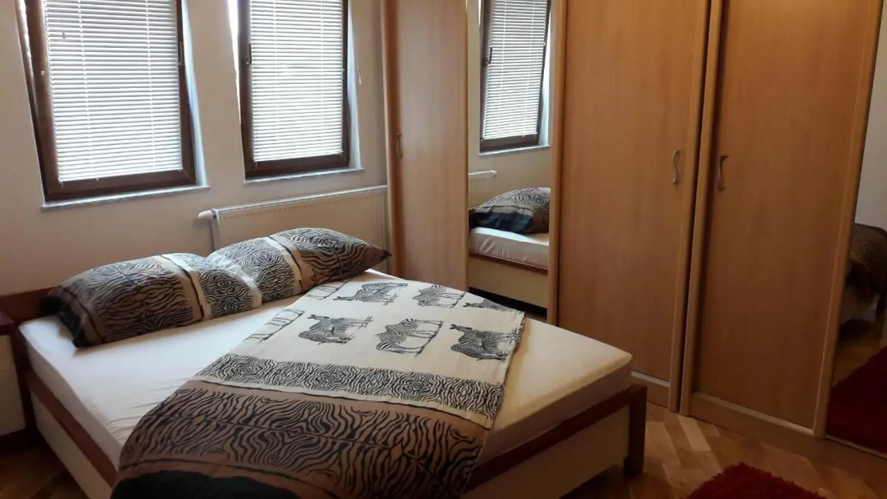 Farah Superior Apartments