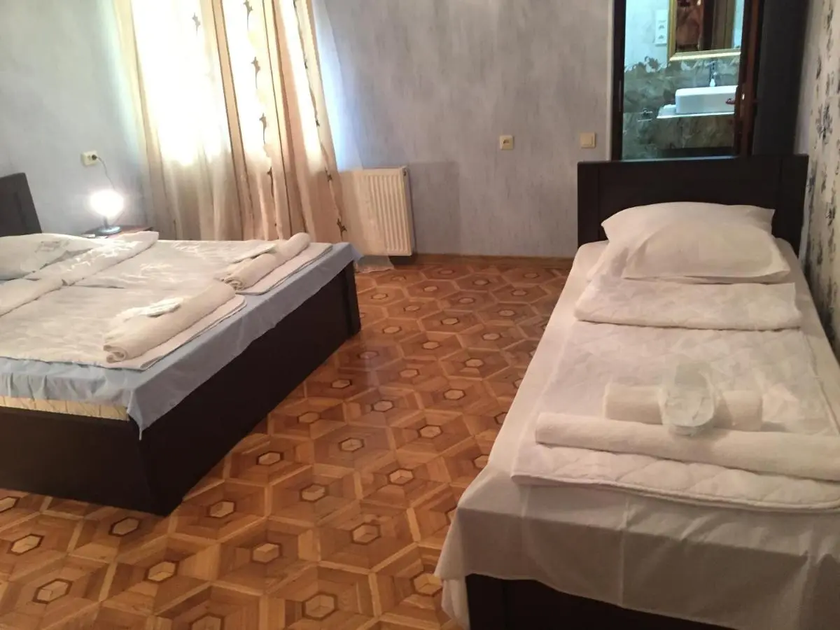 Hotel Good Luck