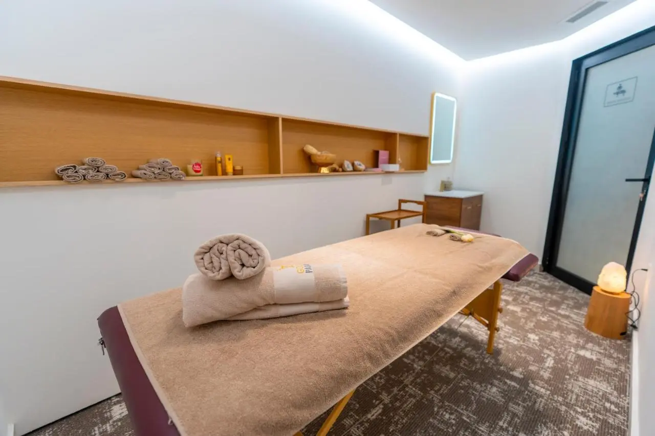 Hotel Golden Palace