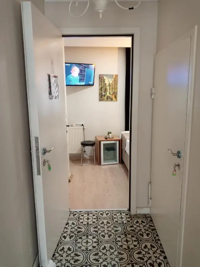 TAKSİM LİFE HOUSE