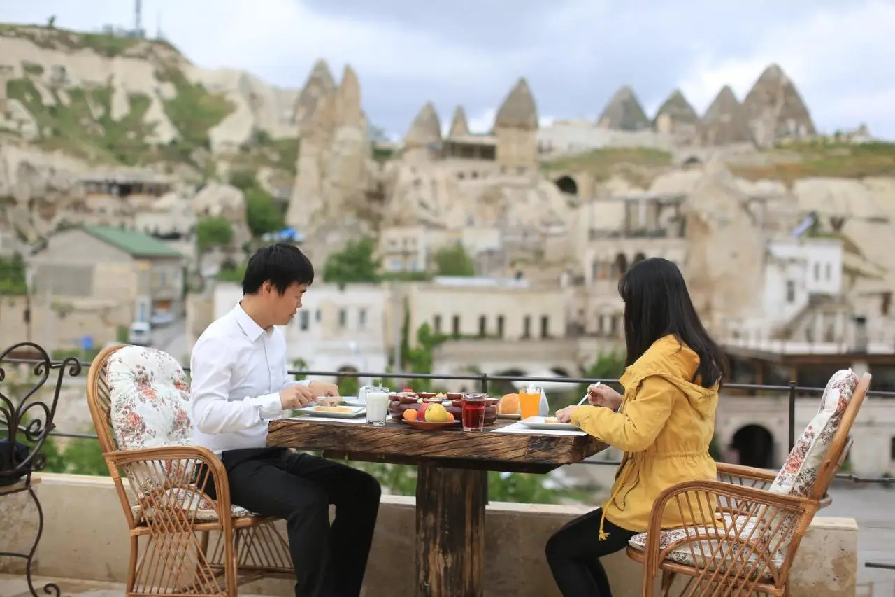 Aren Cave Hotel And Art Gallery