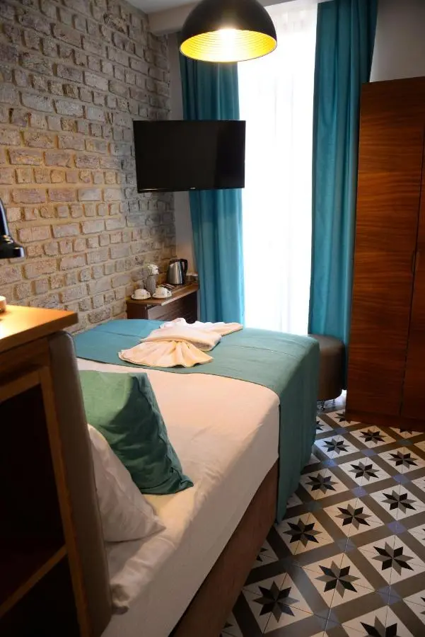 Pera Luna Residence