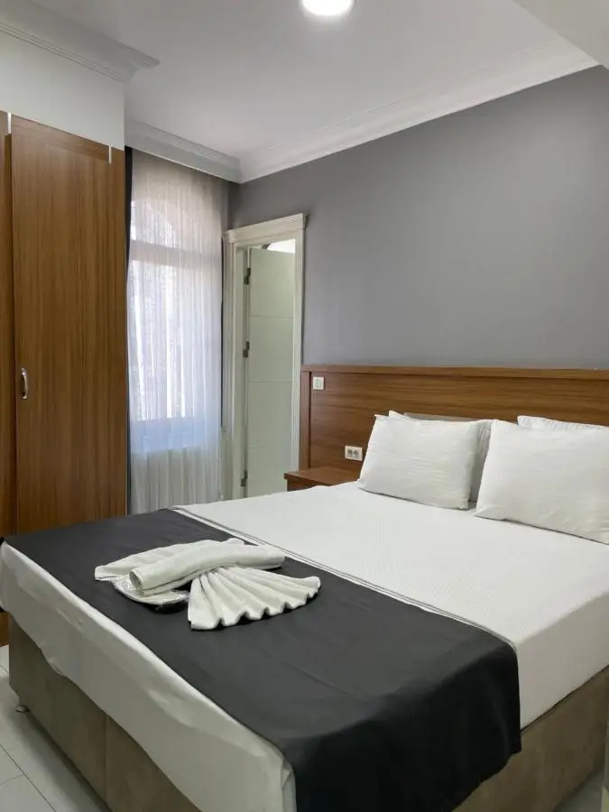Ens Hotel