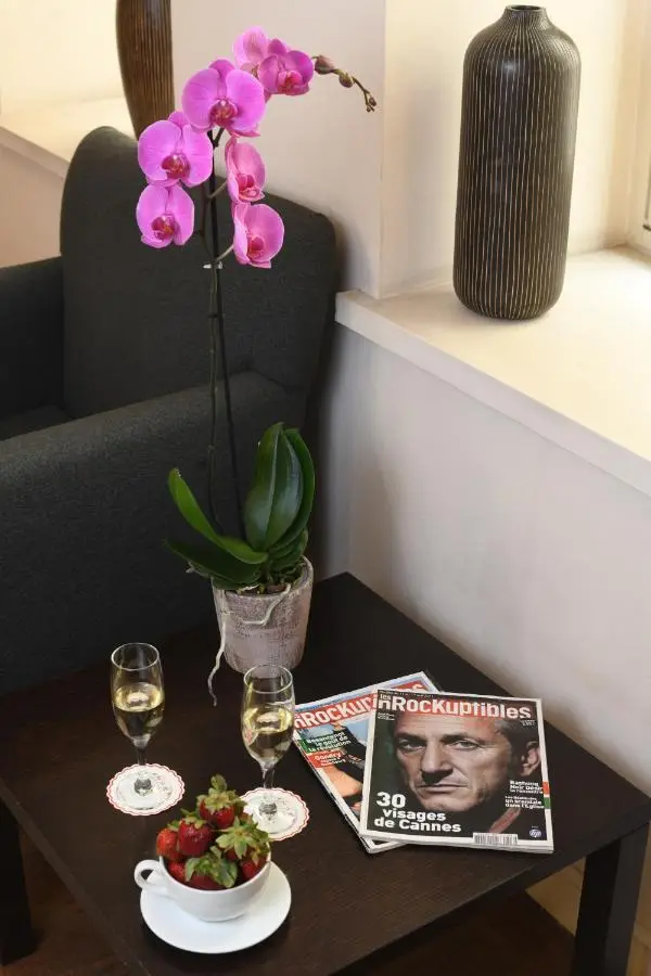 Ansen Hotel and Suites