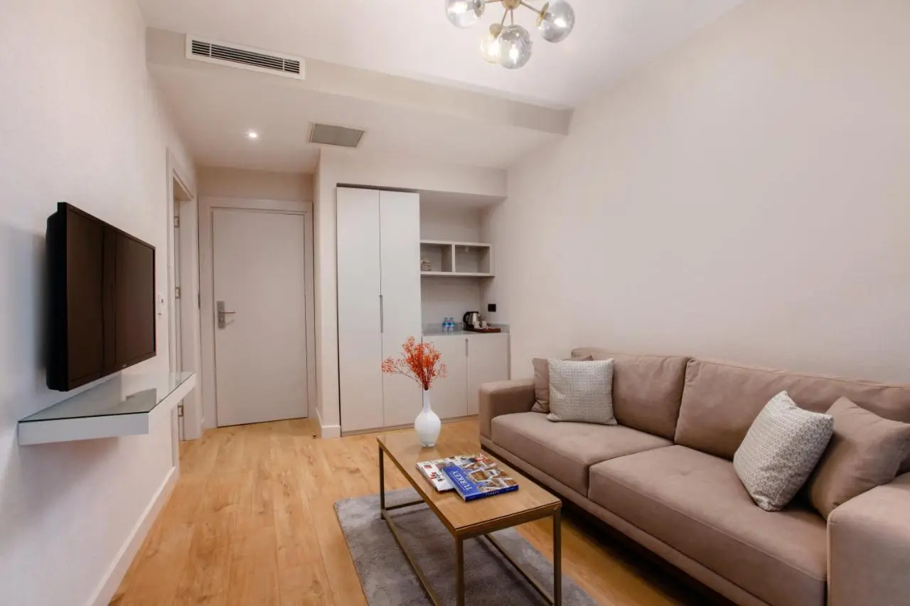 The Pearl Suites