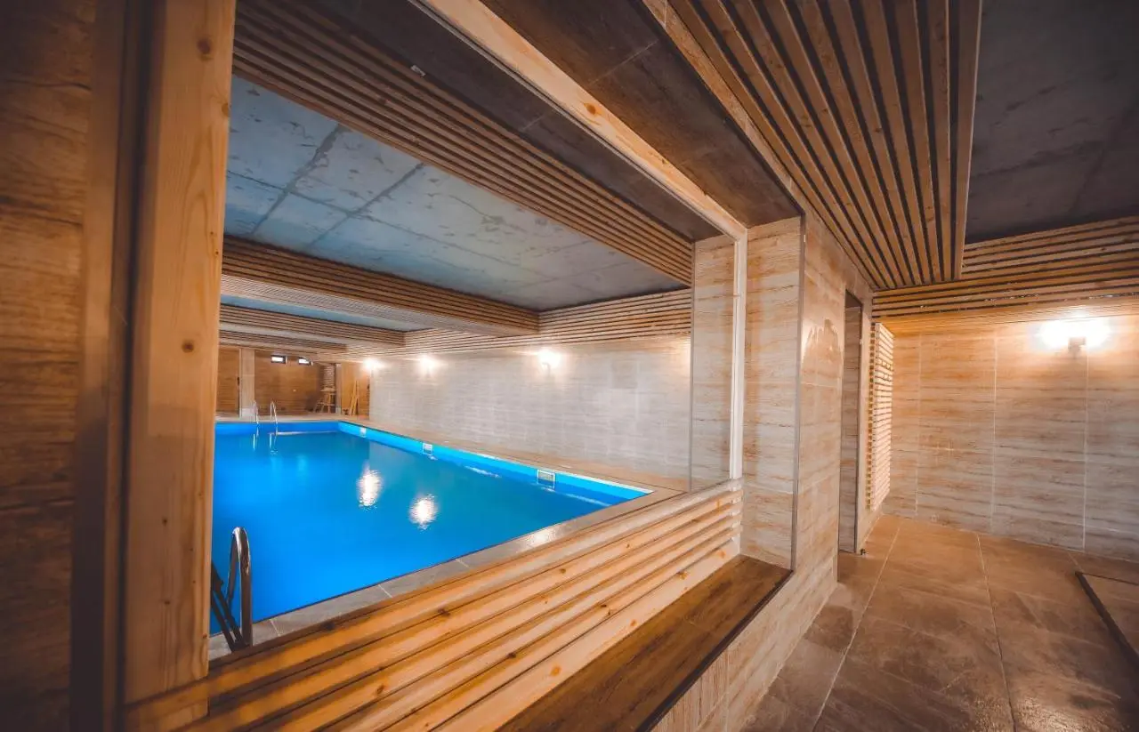 Zuzumbo Resort & Spa