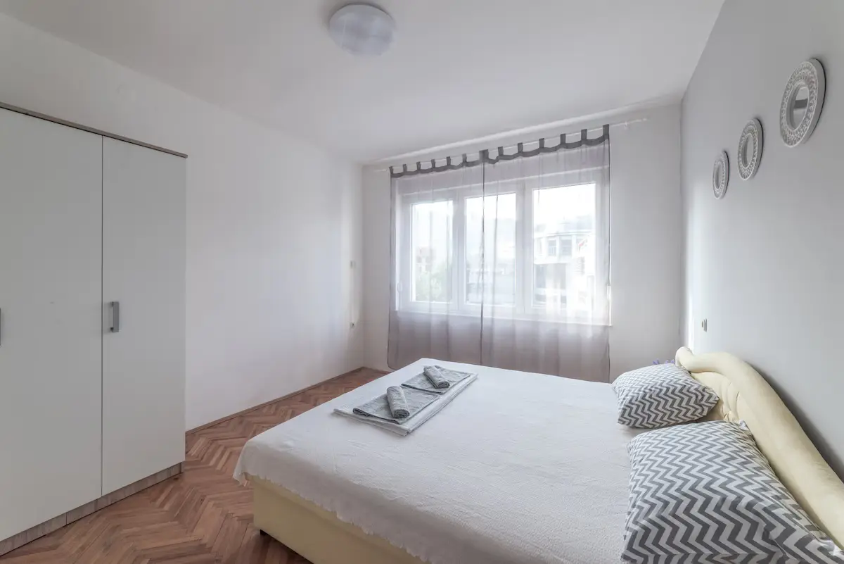 Comfortable new central city Apartment