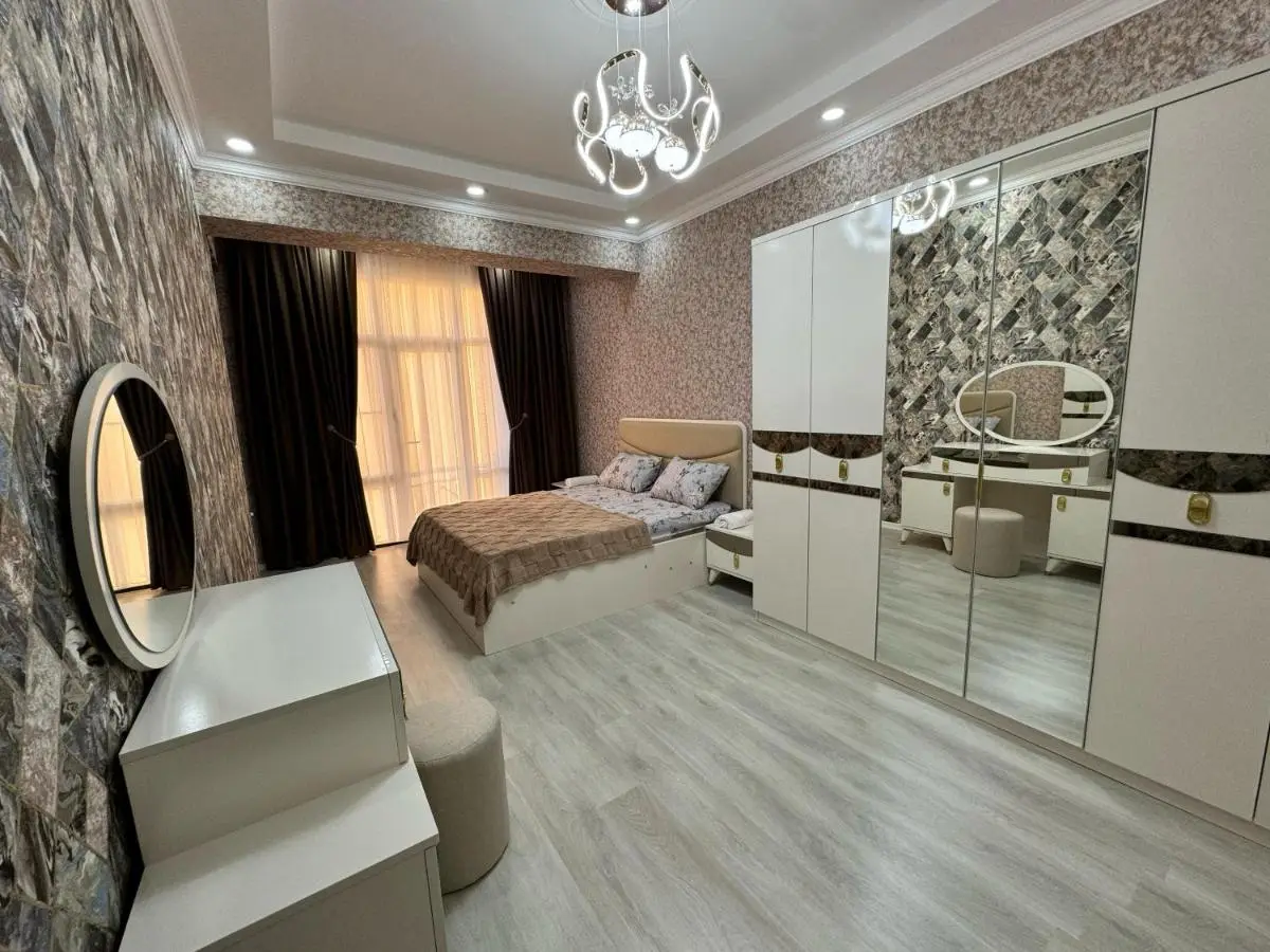 Baku Holiday Luxe Family Apartment