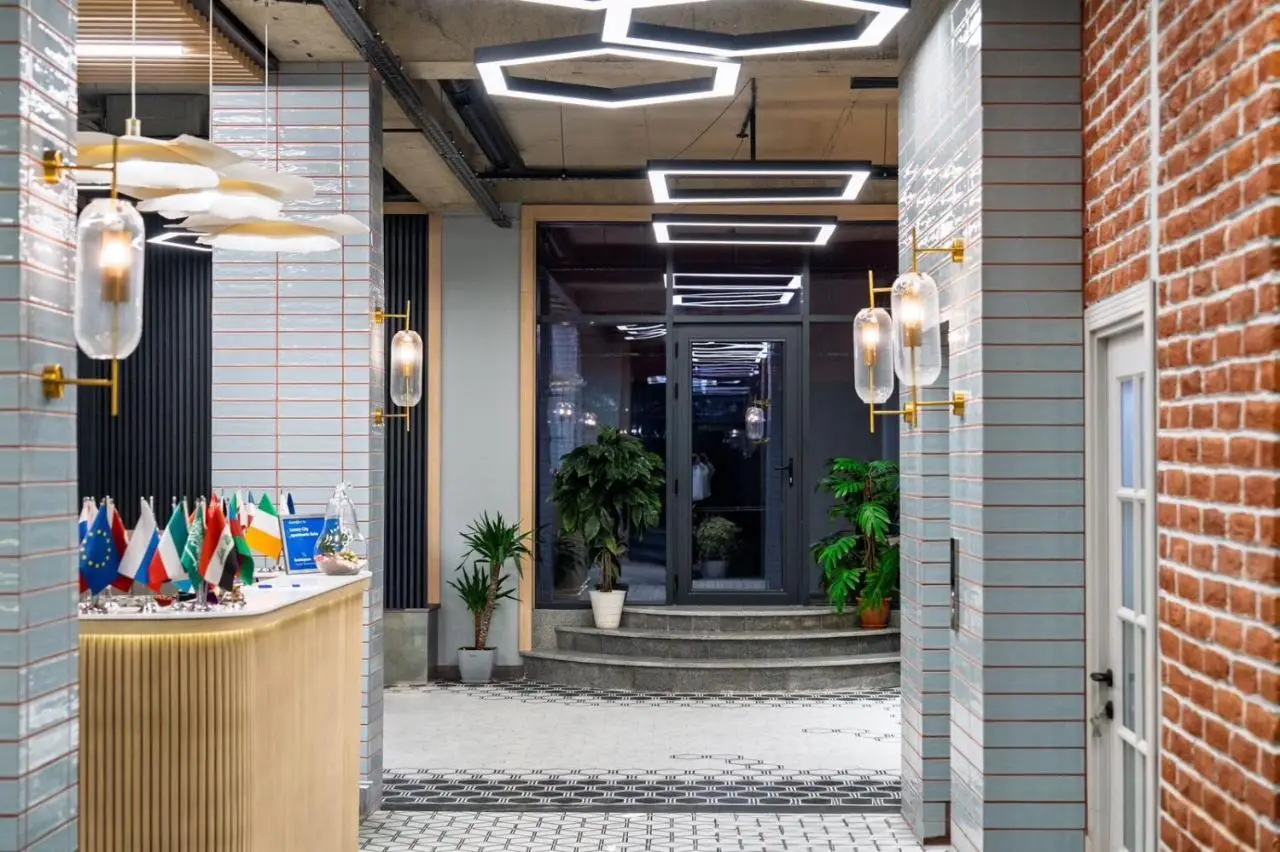 lux-deluxe city apartment