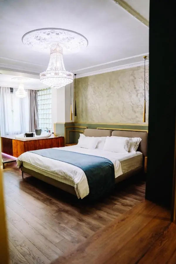 NS Luxury Suites