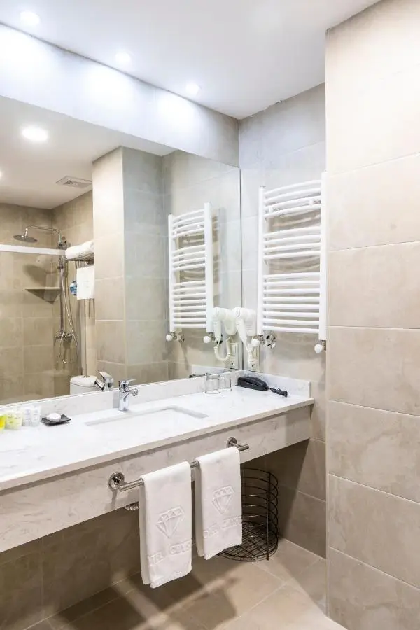 Crystal Hotel & SPA
