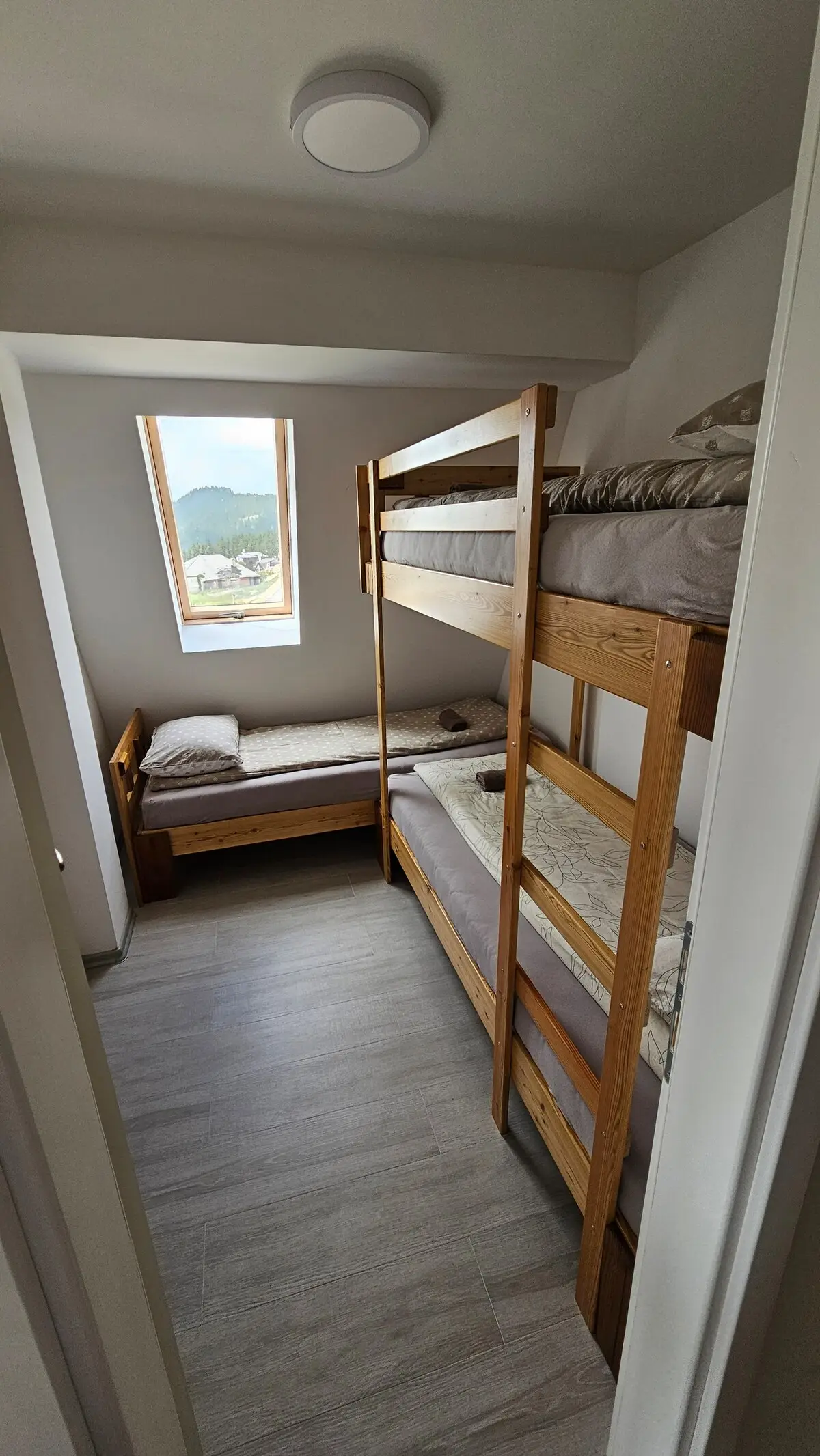 Vlasic Panoramic Apartment 10