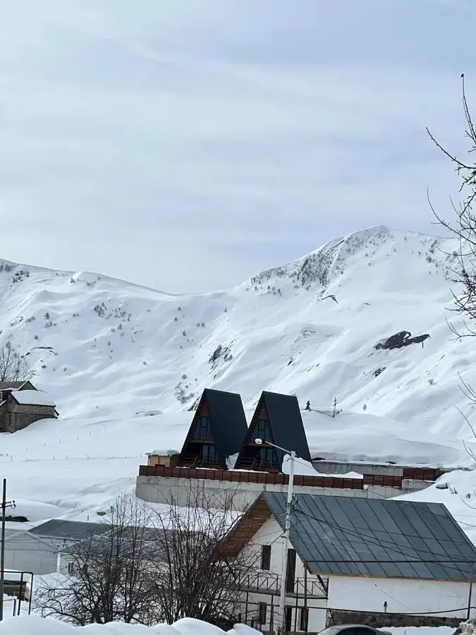 Gudauri Sikhaura