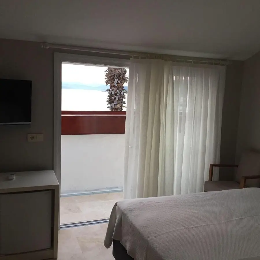 Teos Lodge Pansiyon