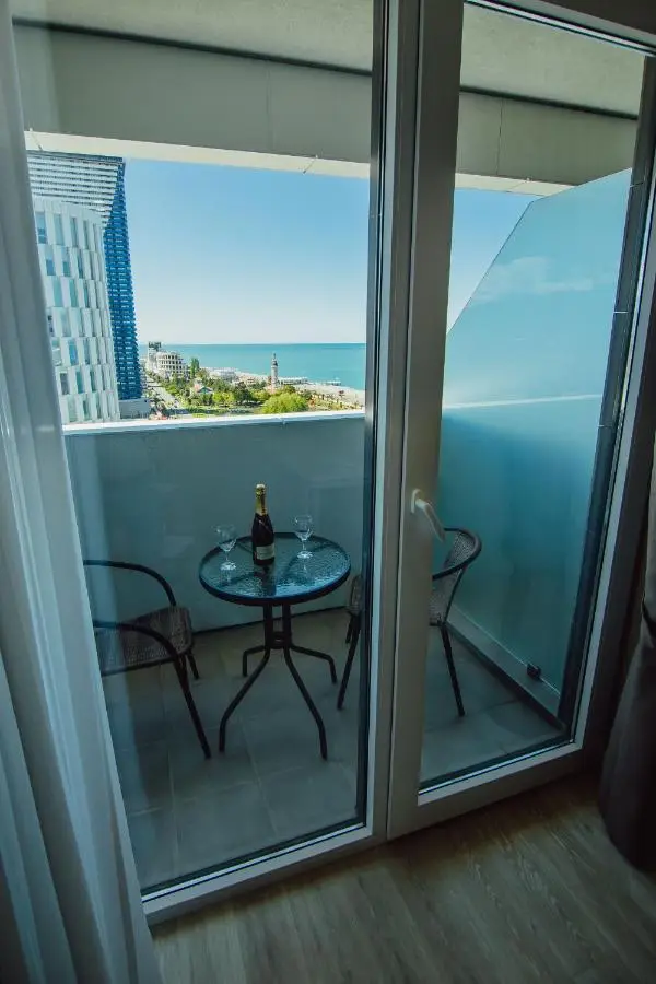Sunshine Apartments In Alliance Palace Batumi
