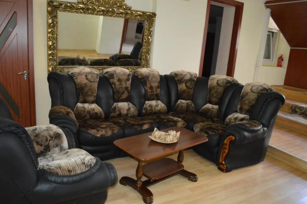 Paradise Hotel