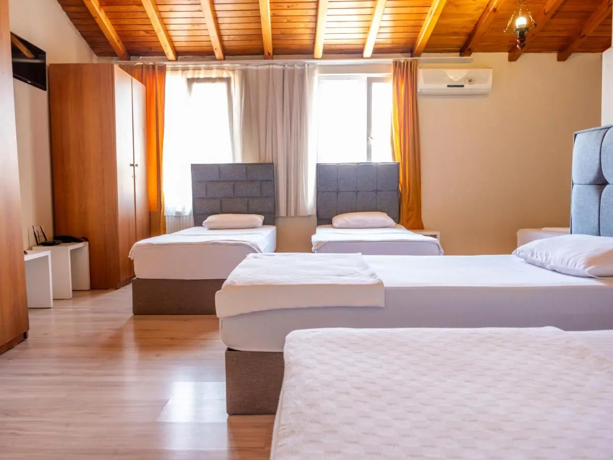 Grand Ece Hotel