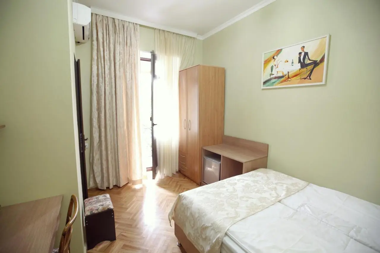 Silver Hotel