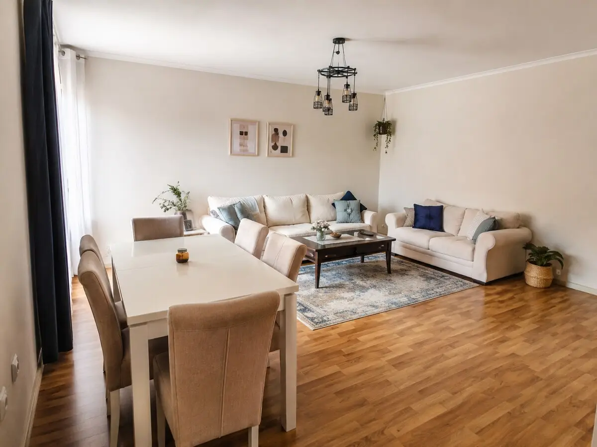 Sara’s Magical Place - Free Parking & Balcony View