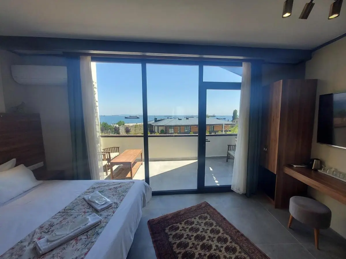 Queen Seagull Boutique Hotel