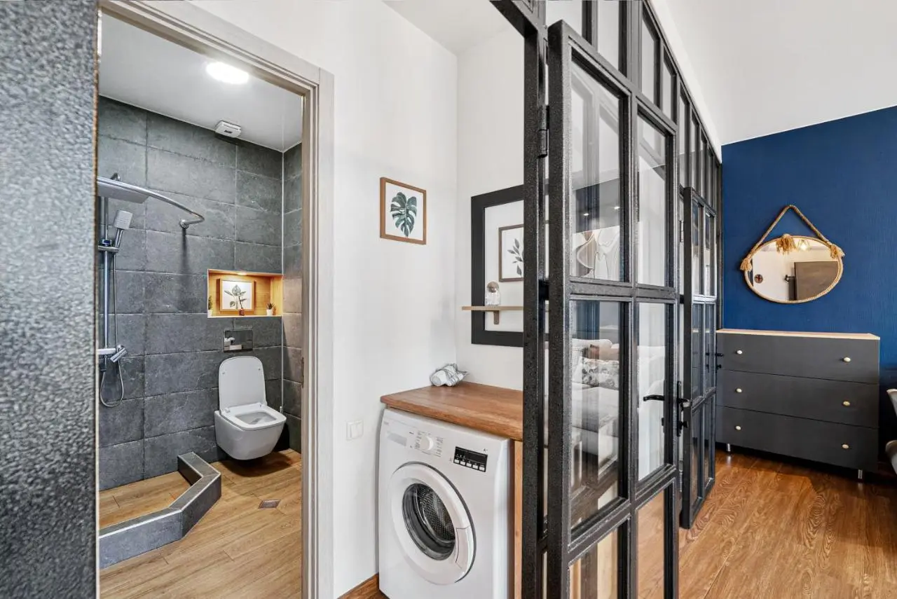 LUXURY APARTMENT IN OLD TBILISI WITH TERRACe