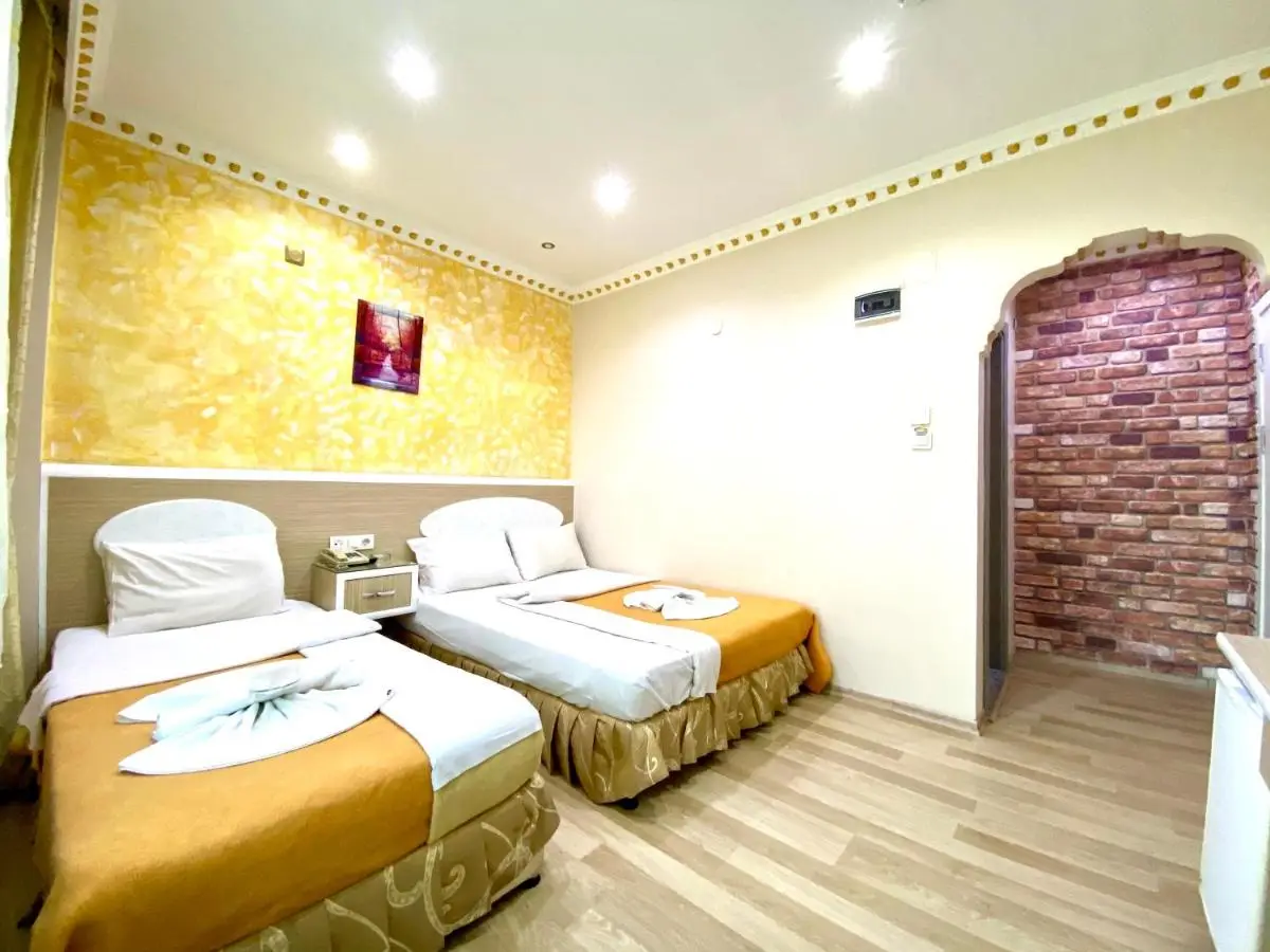 Grand Oral Hotel