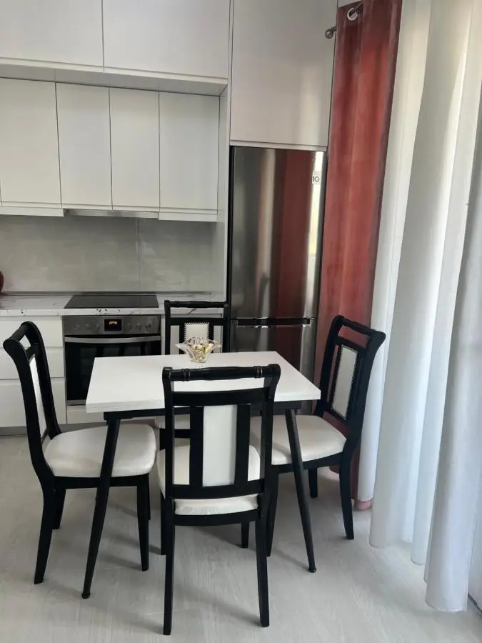 MaisonNova Deluxe 1