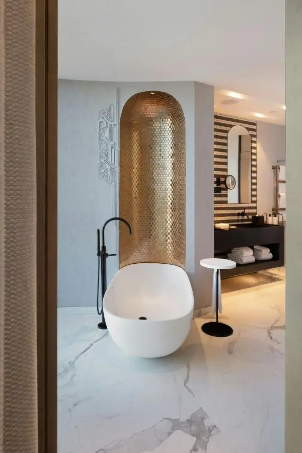 Paragraph Freedom Square, a Luxury Collection Hotel, Tbilisi