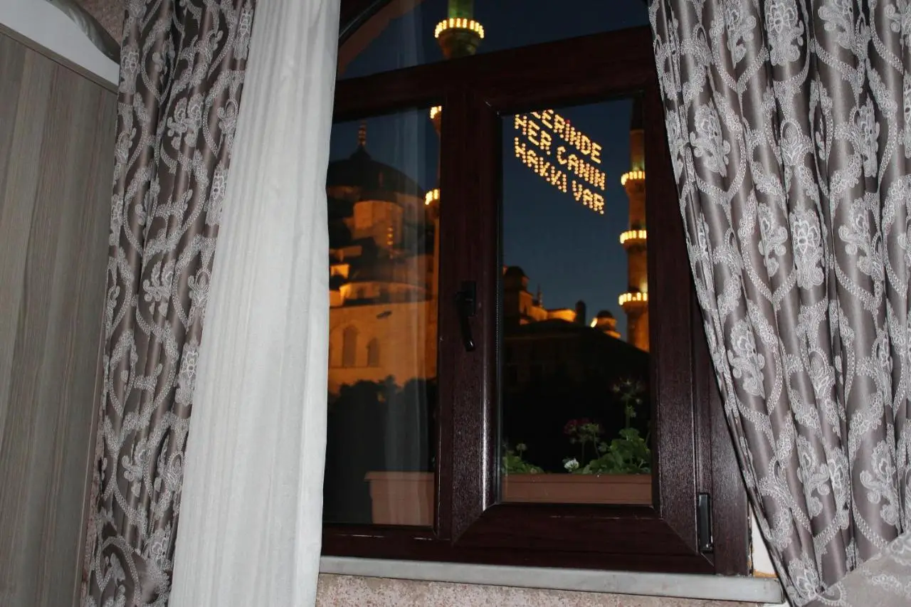 Ararat Hotel