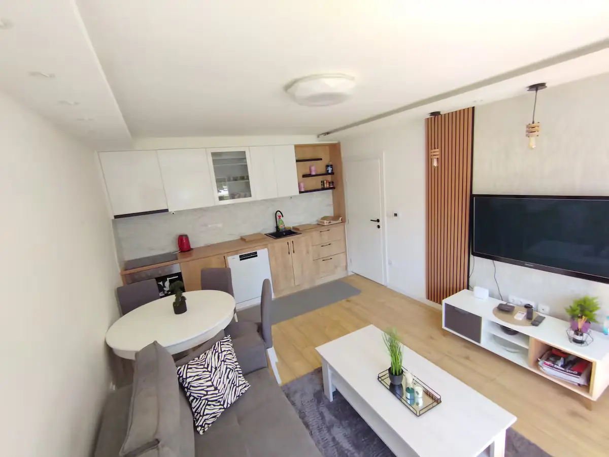 New & Bright Apartment - Ilidža - Perfect Location