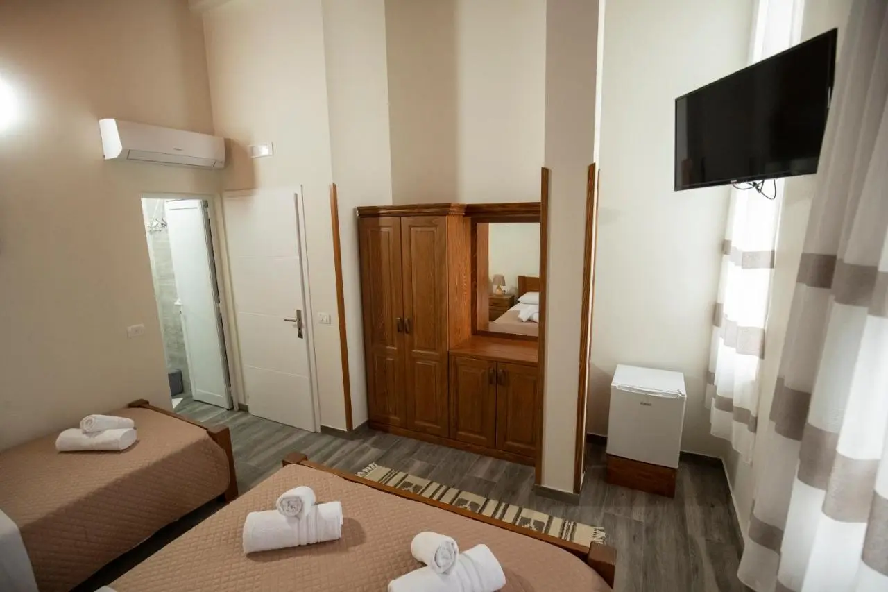 Xhuli Guesthouse
