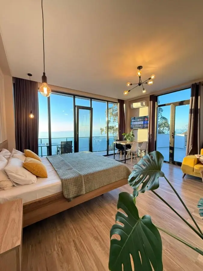 Villa Deluxe Kvariati