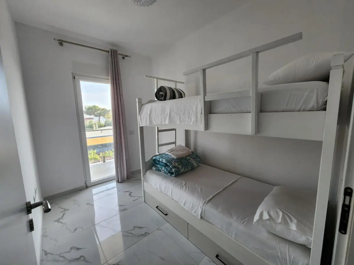 Anchor Apartments