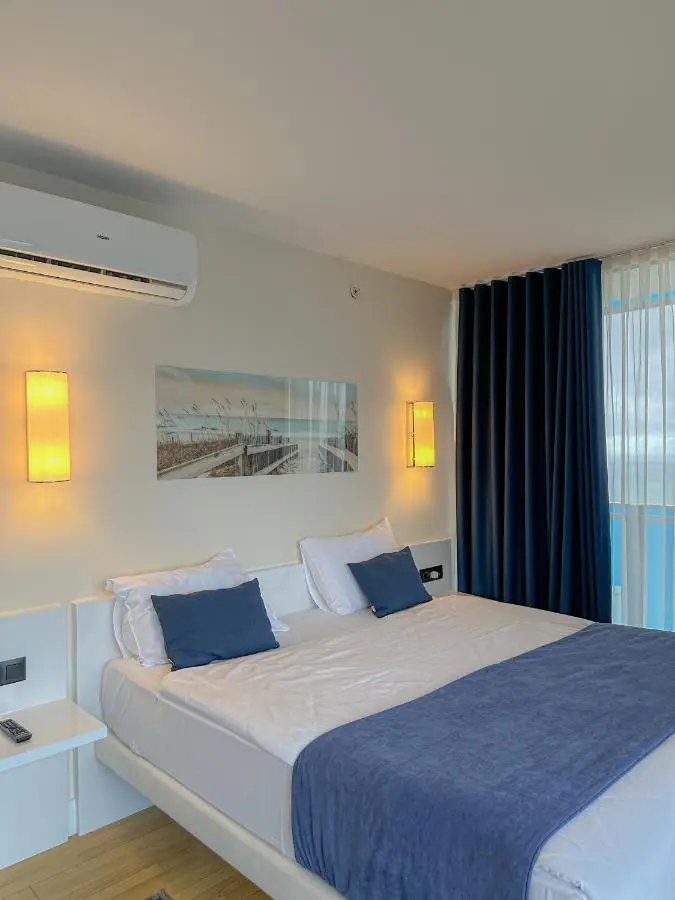 Luxury View Hotel