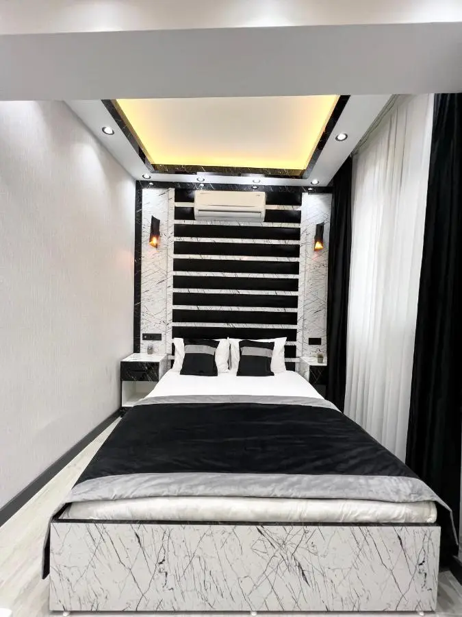 Taksim Larissa hotel suites