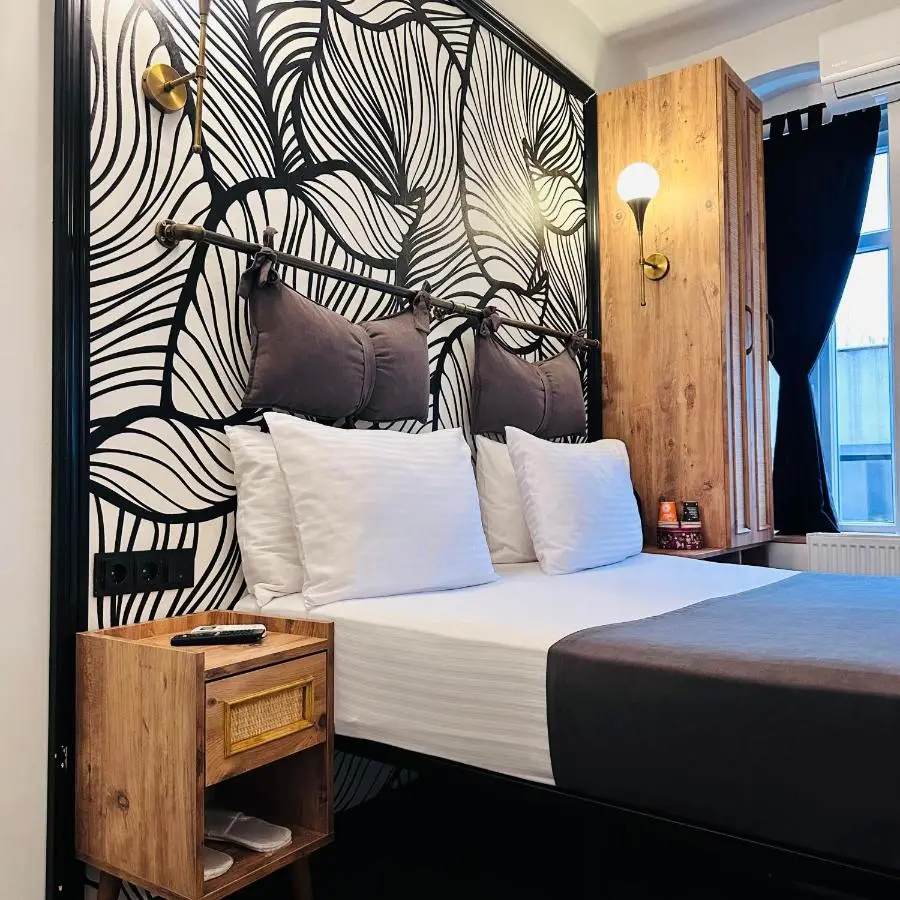 Casa Rosa Suites