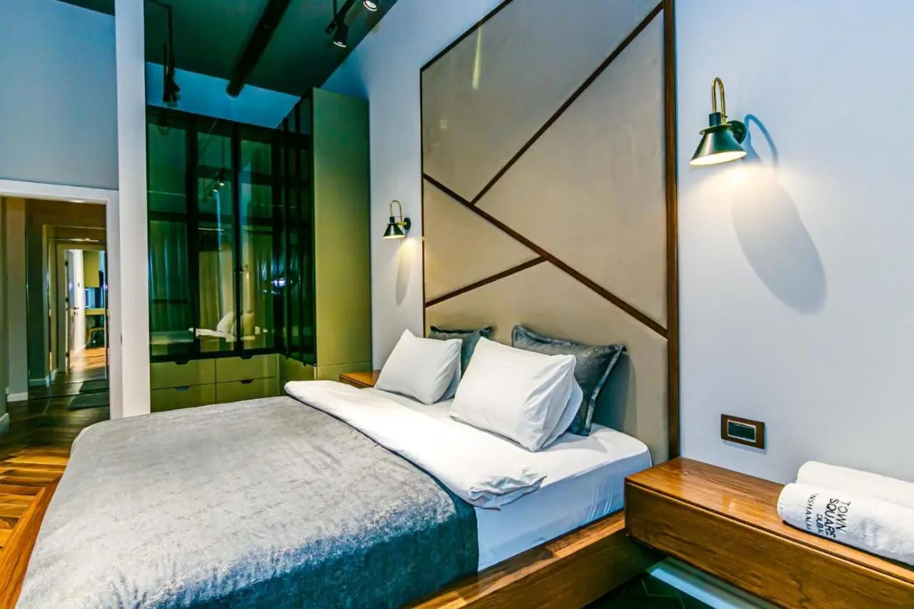 LUXURY K NightsBridge Residance White City