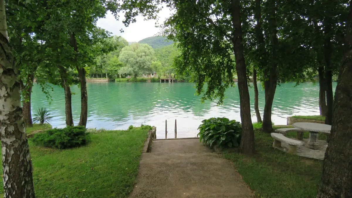 Rest House "Lohovo" on the riverside -Bihac
