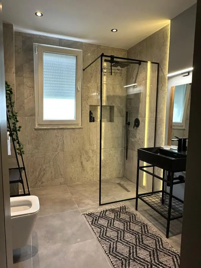 CastleView Suites